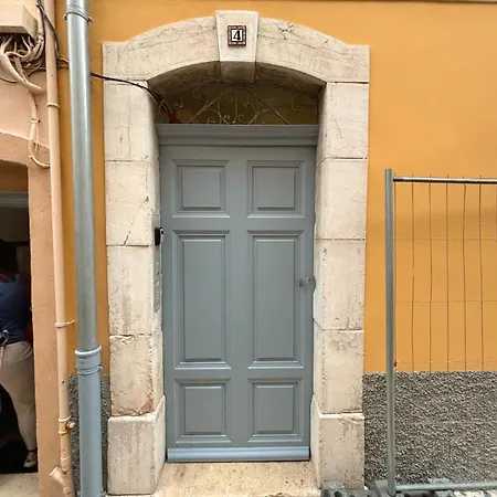Le Revennes Apartamento Antibes